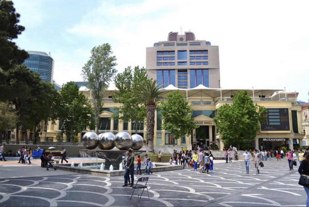 Check-In Apartment Near Fountain Square Vidadi Str Baku Eksteriør billede