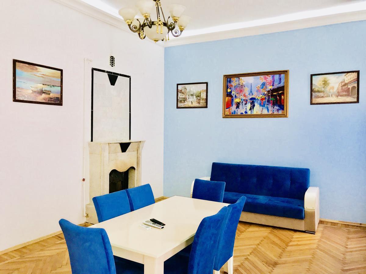 Check-In Apartment Near Fountain Square Vidadi Str Baku Eksteriør billede