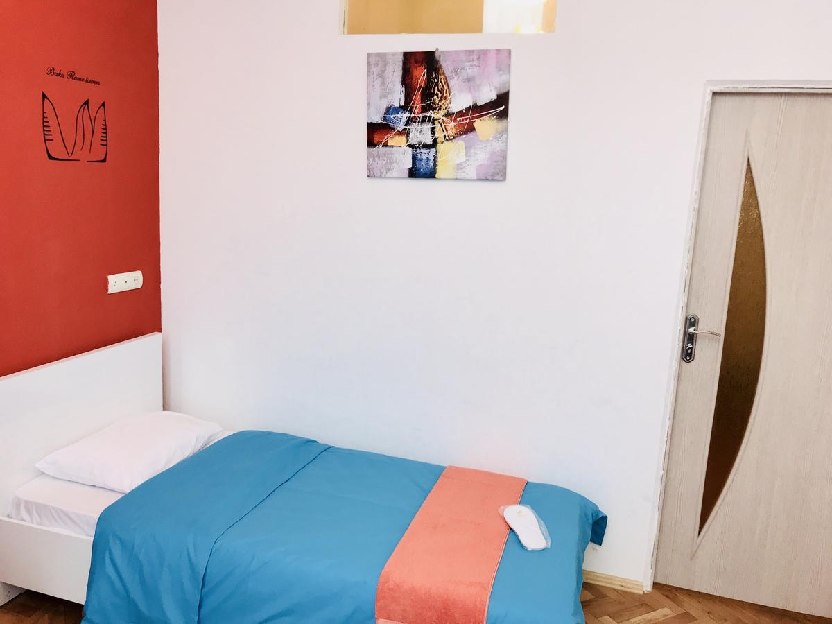 Check-In Apartment Near Fountain Square Vidadi Str Baku Eksteriør billede