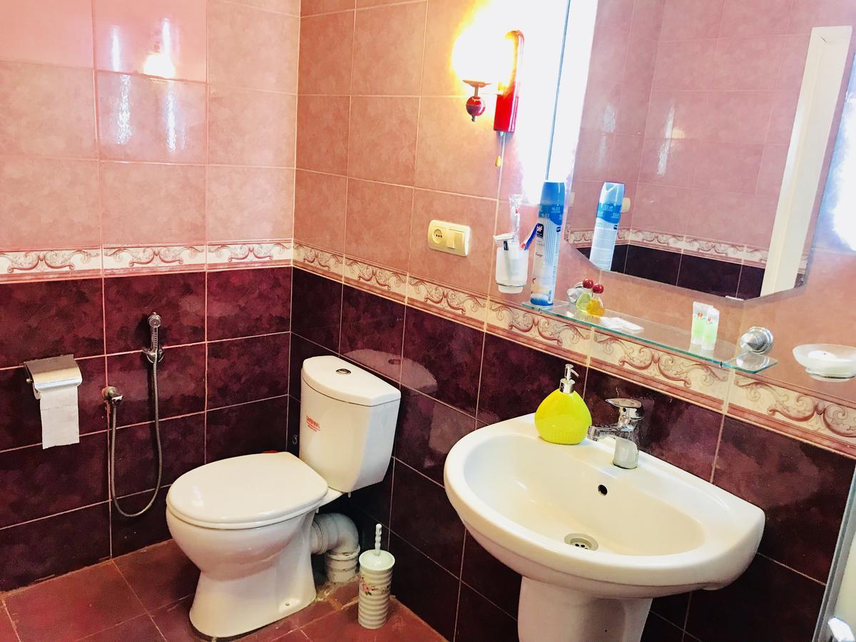 Check-In Apartment Near Fountain Square Vidadi Str Baku Eksteriør billede